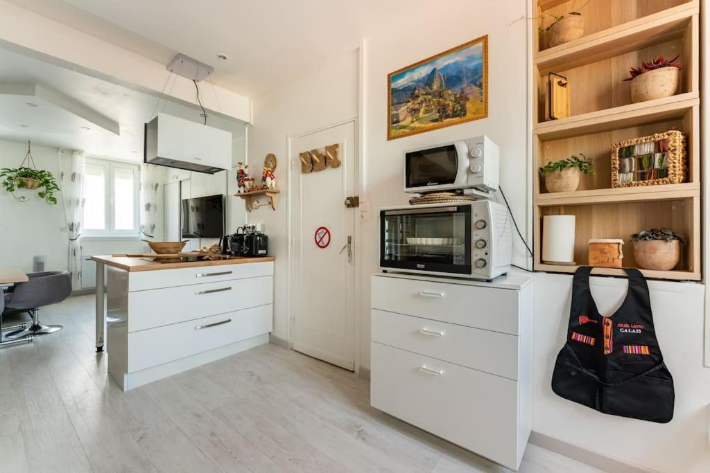Casa Inca Calais - Duplex Soleil Latino - Parking Free, Station Appartement Buitenkant foto
